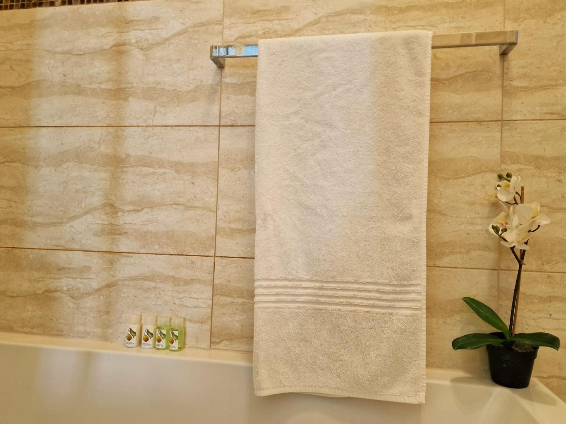 Apartament Cozy Flat, 5 Minute Walk To Oxford Circus Londyn Zewnętrze zdjęcie